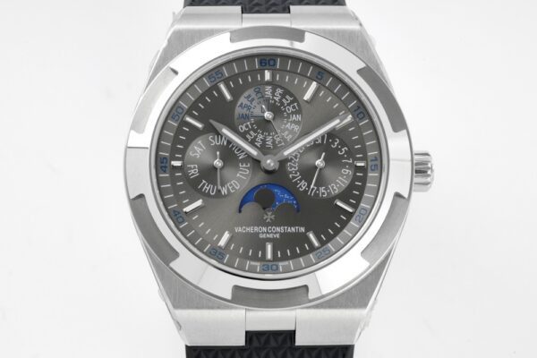 Patek Philippe Overseas 4300V