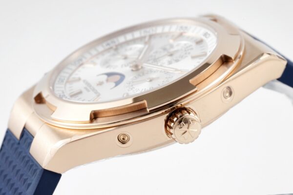Patek Philippe Overseas 4300V