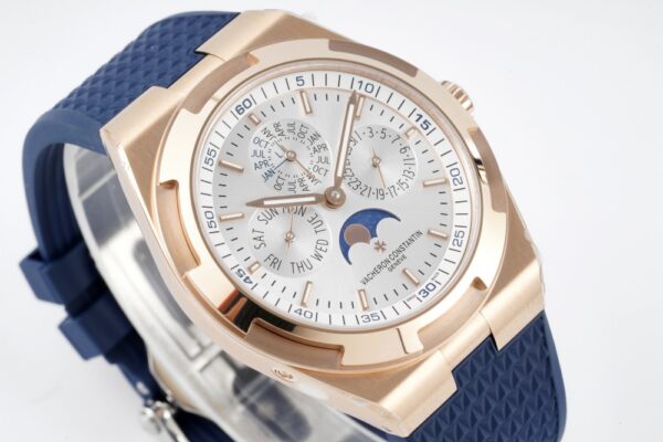 Patek Philippe Overseas 4300V