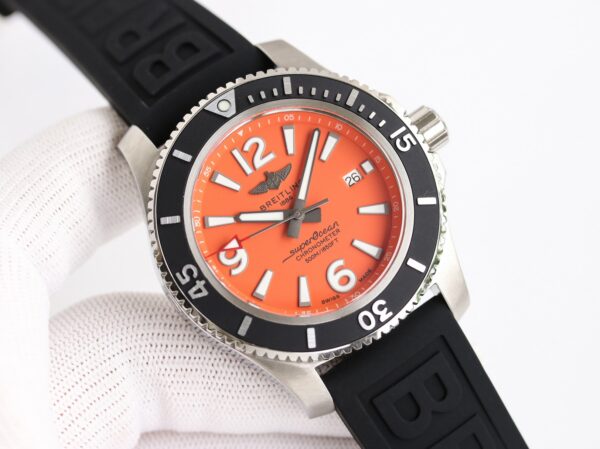 Breitling Superocean (SUPEROCEAN) Blue