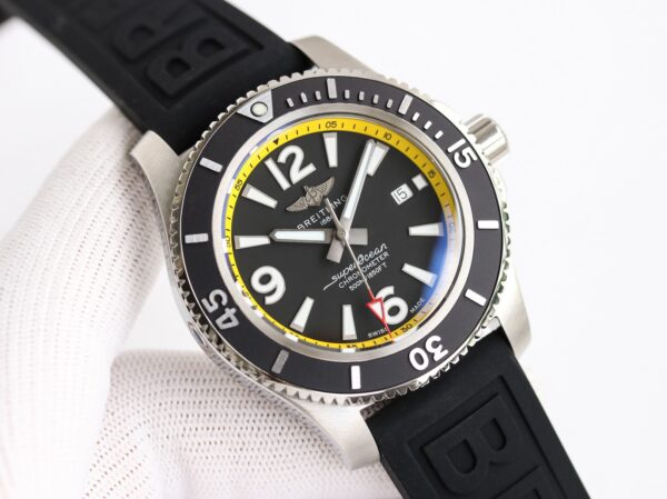 Breitling Superocean (SUPEROCEAN) Blue
