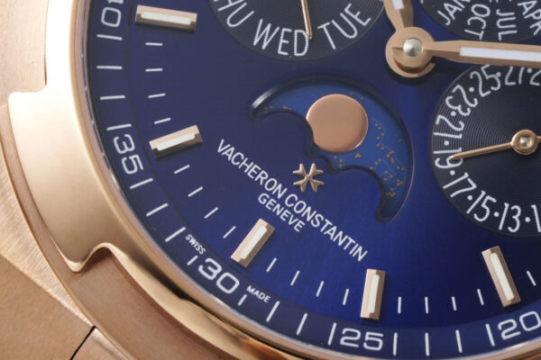 Patek Philippe Overseas 4300V