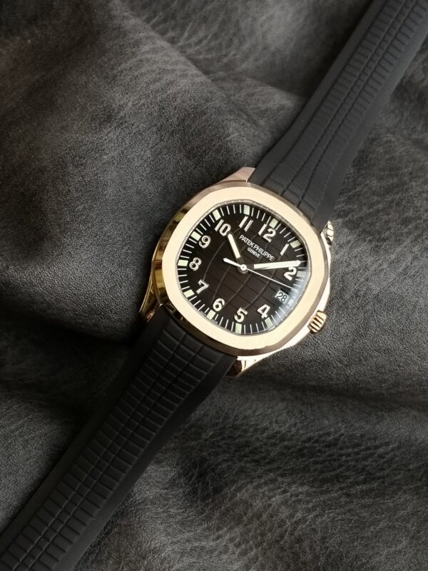 Patek Philippe Aquanaut 5167R-001 Smoked