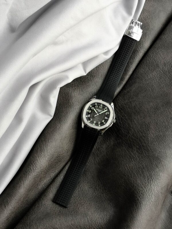 Patek Philippe Aquanaut 5167A-001 Black