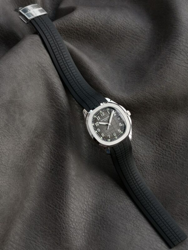 Patek Philippe Aquanaut 5167A-001 Black