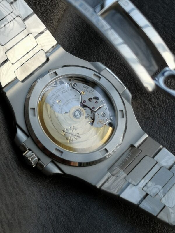Patek Philippe Nautilus 5711/1A Green