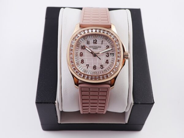 Patek Philippe Aquanaut Purple