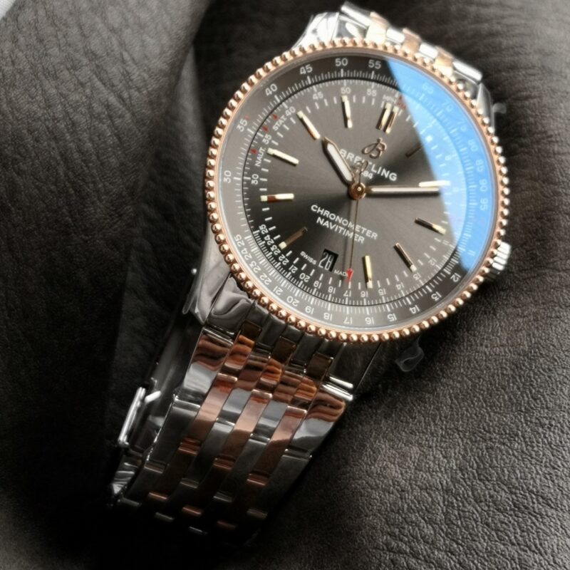 Breitling Navitimer (NAVITIMER) White