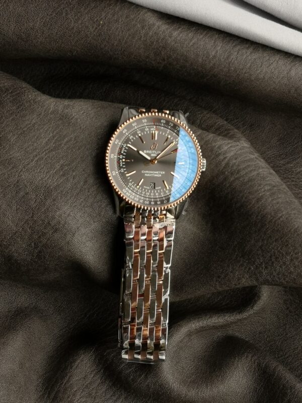 Breitling Navitimer (NAVITIMER) White