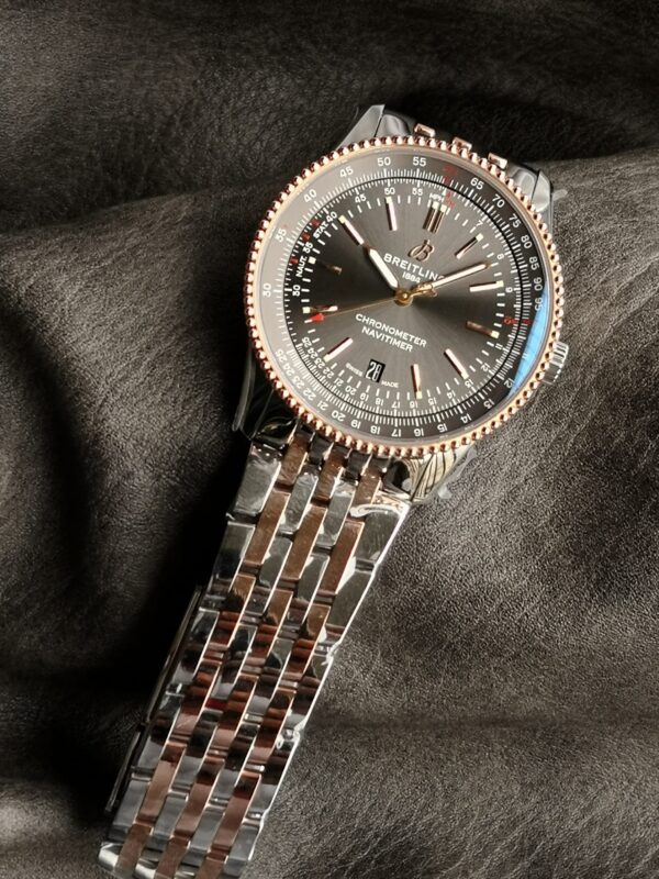 Breitling Navitimer (NAVITIMER) White