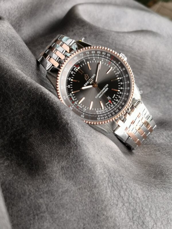 Breitling Navitimer (NAVITIMER) White