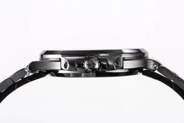 Patek Philippe Nautilus 5711 Black