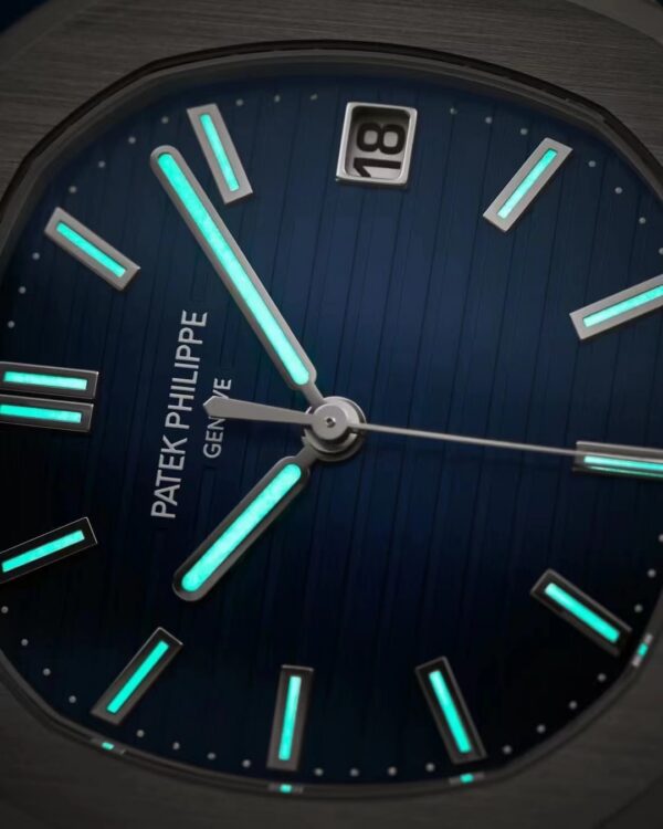Patek Philippe Nautilus 5811G