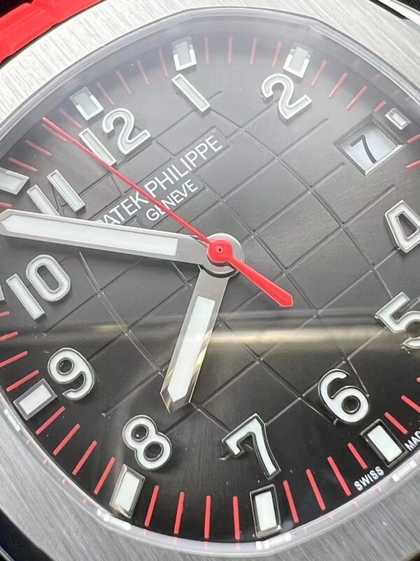 Patek Philippe Aquanaut (AQUANAUT)