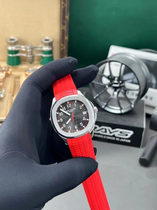 Patek Philippe Aquanaut (AQUANAUT)