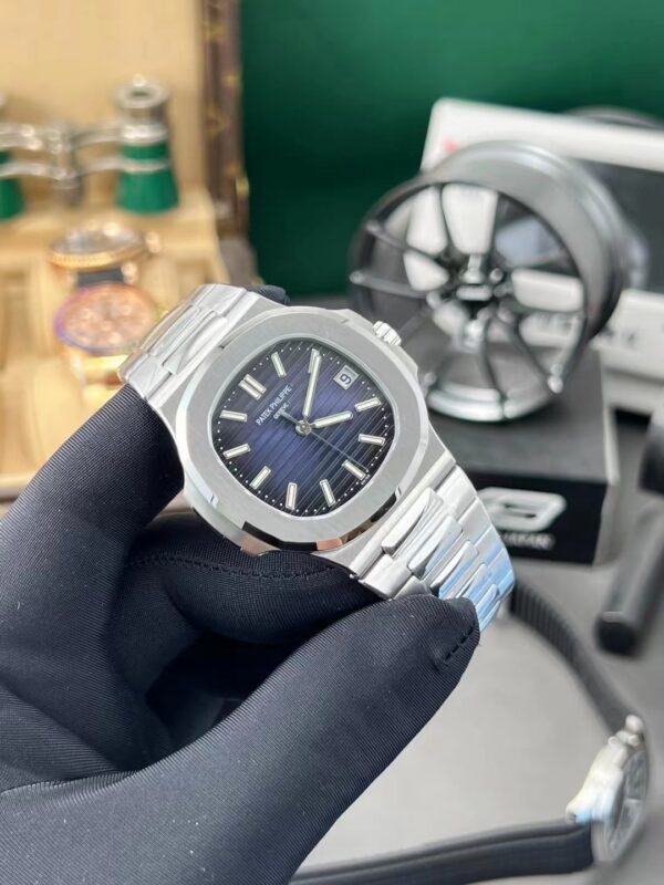 Patek Philippe Nautilus 5811