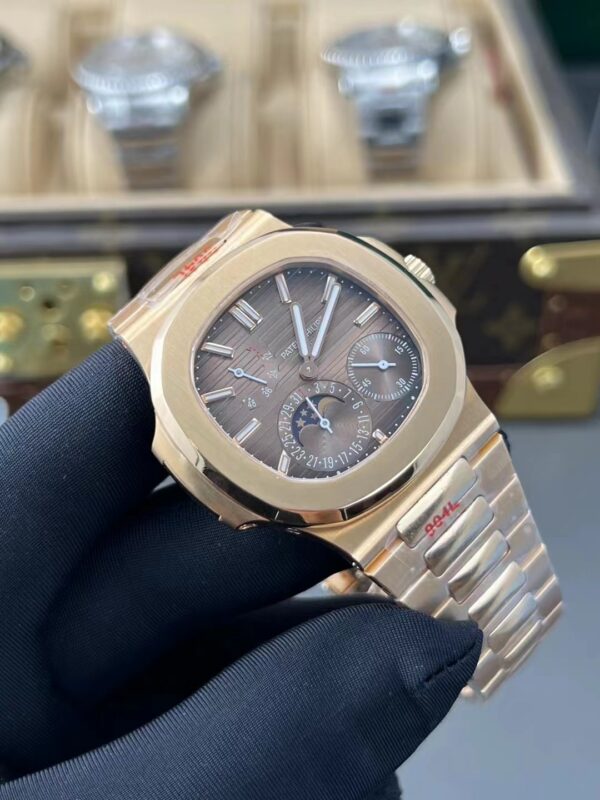 Patek Philippe Nautilus 5712