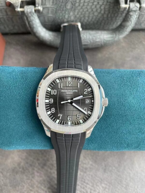 Patek Philippe Aquanaut 5167/A