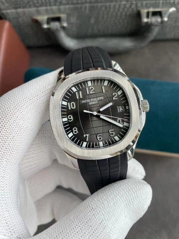 Patek Philippe Aquanaut 5167/A