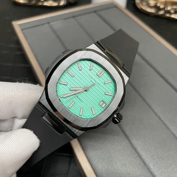 Patek Philippe Nautilus 5711 Tiffany Blue
