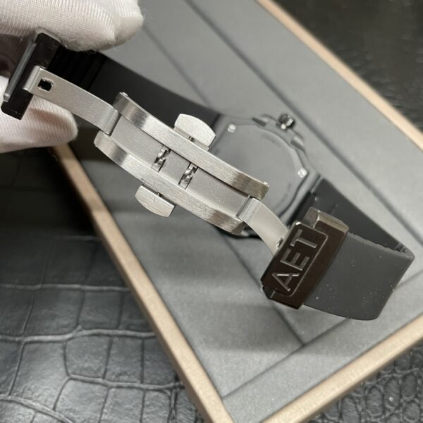 Patek Philippe Nautilus 5711 Tiffany Blue