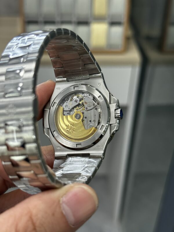 Patek Philippe Nautilus (NAUTILUS)