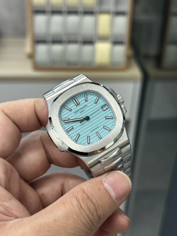 a1694002789723_3633-1.jpg Patek Philippe Nautilus (NAUTILUS)