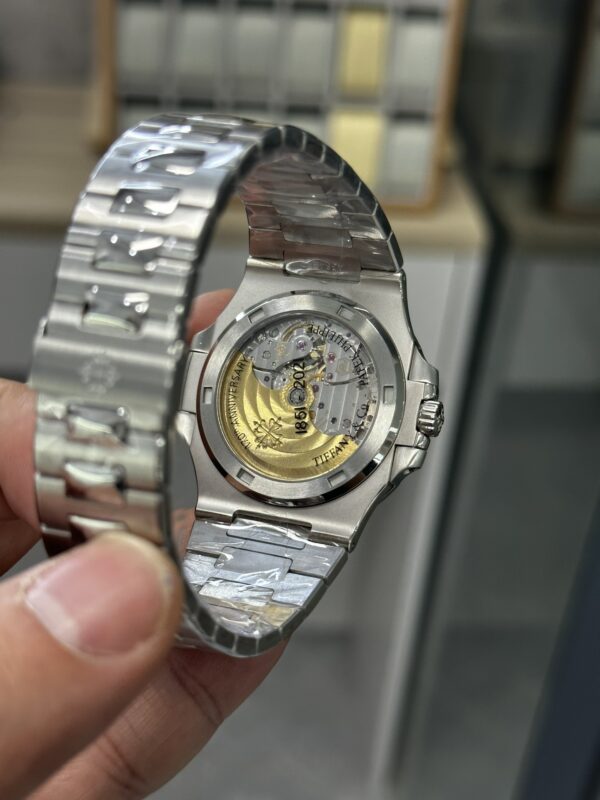 a1694002789725_3023-1.jpg Patek Philippe Nautilus (NAUTILUS)