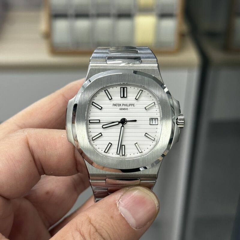 a1694002803899_6140-1.jpg Patek Philippe Nautilus (NAUTILUS) White