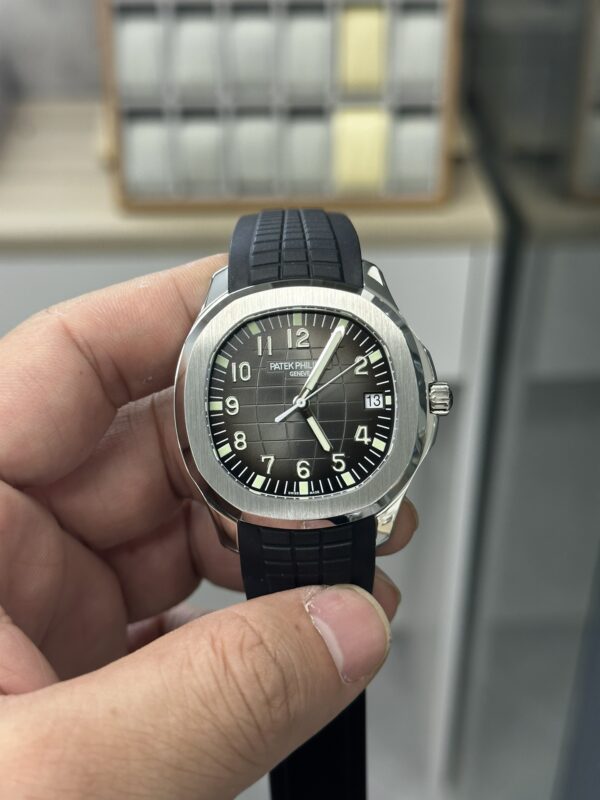 Patek Philippe Aquanaut Black