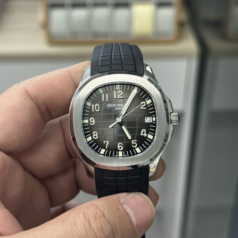 Patek Philippe Aquanaut Black