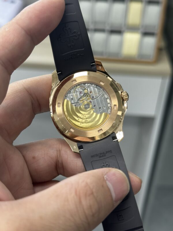 Patek Philippe Aquanaut (AQUANAUT) Rose Gold