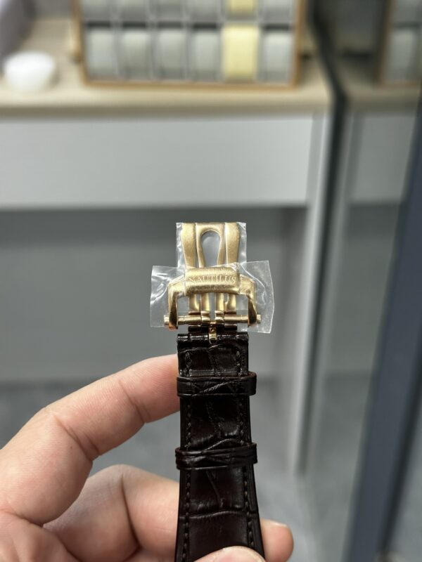 Patek Philippe Nautilus (NAUTILUS) Rose Gold
