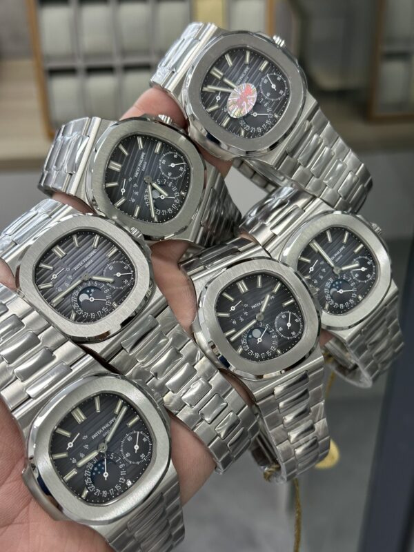 Patek Philippe Nautilus 5712