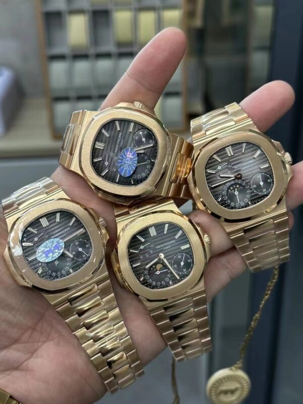 Patek Philippe Nautilus 5712 Rose Gold
