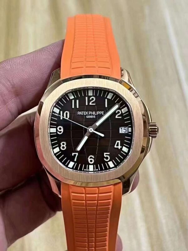 Patek Philippe Aquanaut (AQUANAUT)