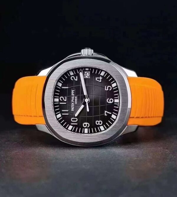Patek Philippe Aquanaut (AQUANAUT)
