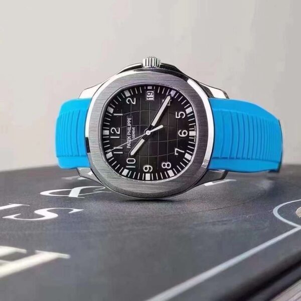 Patek Philippe Aquanaut (AQUANAUT)