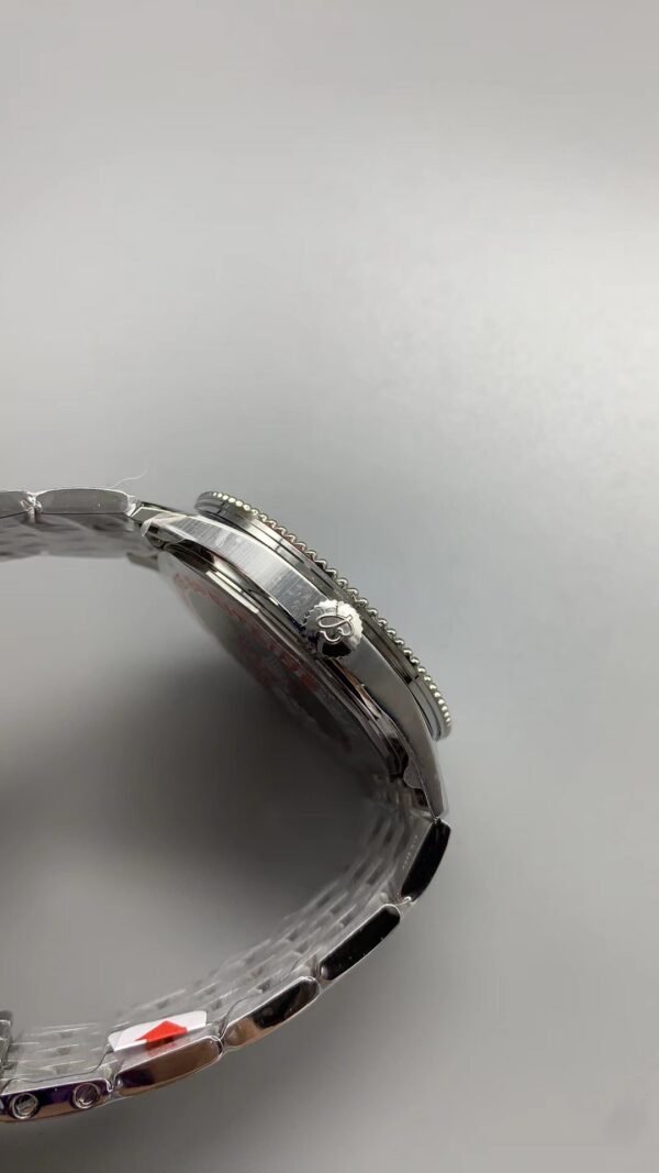 Breitling Navitimer (NAVITIMER)
