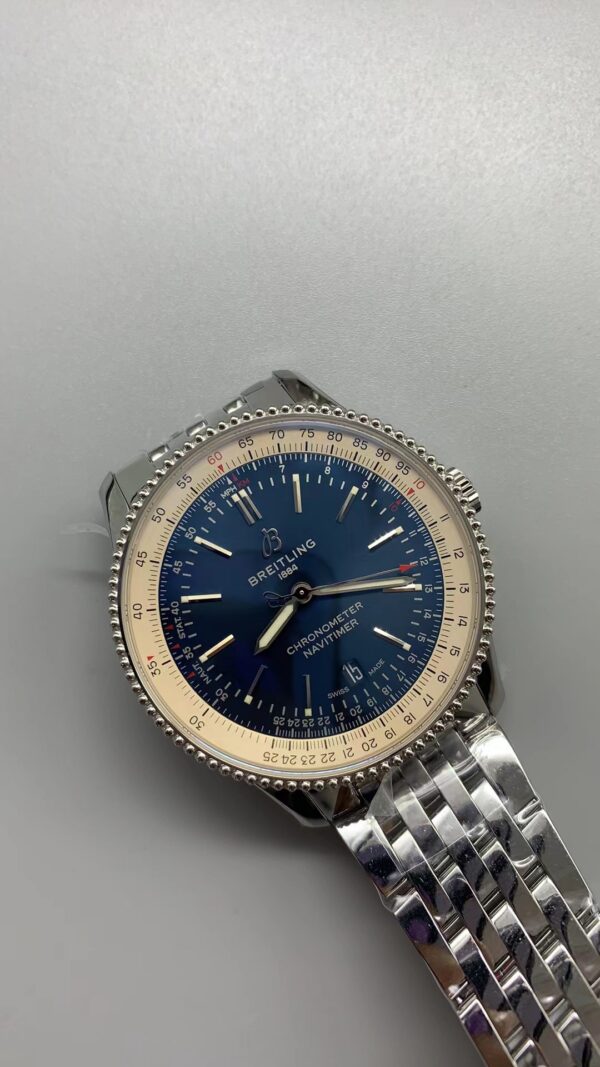 Breitling Navitimer (NAVITIMER)