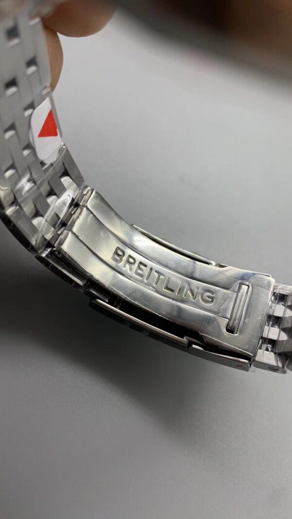 Breitling Navitimer (NAVITIMER)