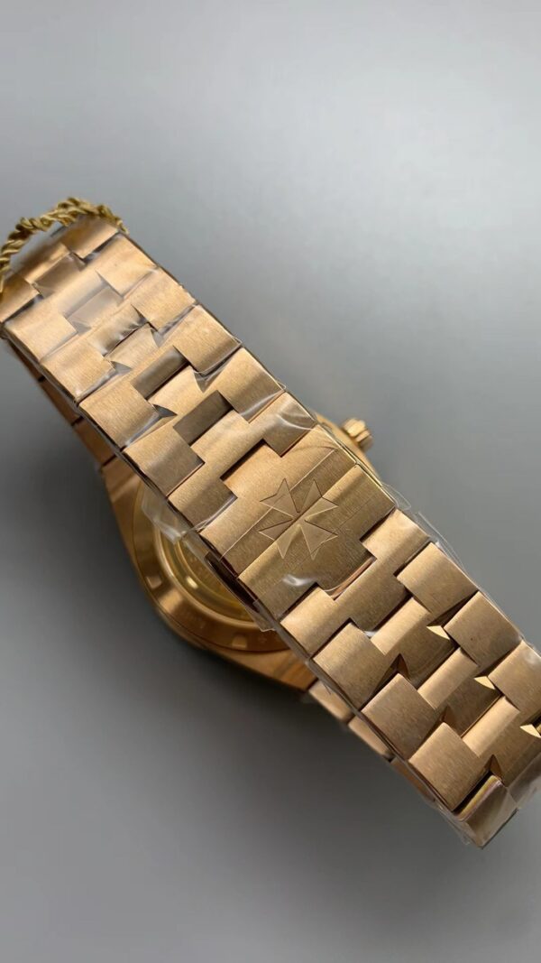 a1710590116878_7314-2.jpg Patek Philippe Watch 4500 Blue