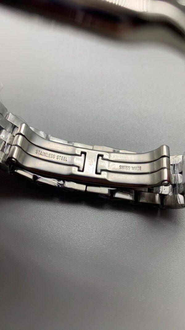 Cartier Panthere (PANTHERE)