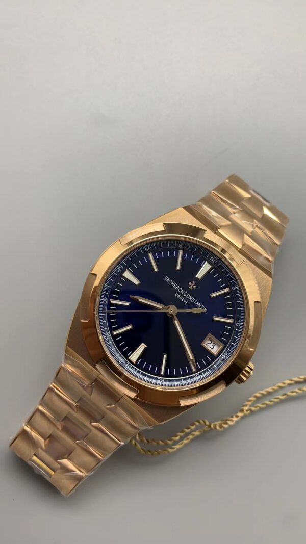 Patek Philippe Overseas 4500V Blue