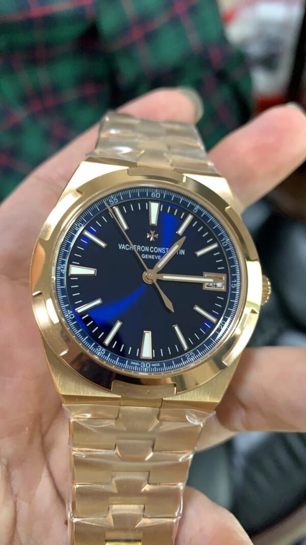 Patek Philippe Overseas 4500V Blue