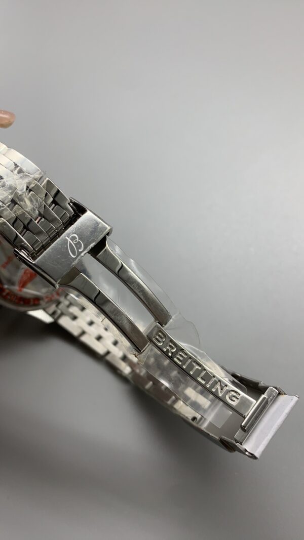 Breitling Navitimer (NAVITIMER)