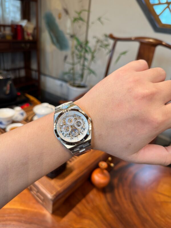 Patek Philippe Overseas 4300V Blue