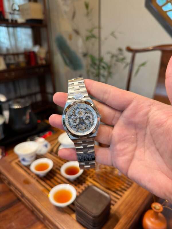 Patek Philippe Overseas 4300V Blue