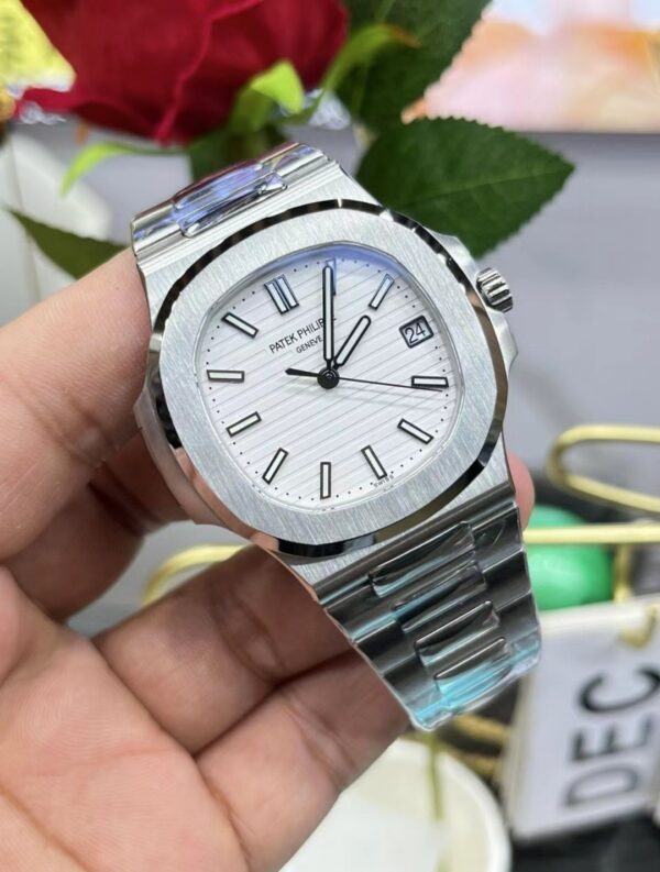 a1723387216518_3657-1.jpg Patek Philippe Nautilus (NAUTILUS)