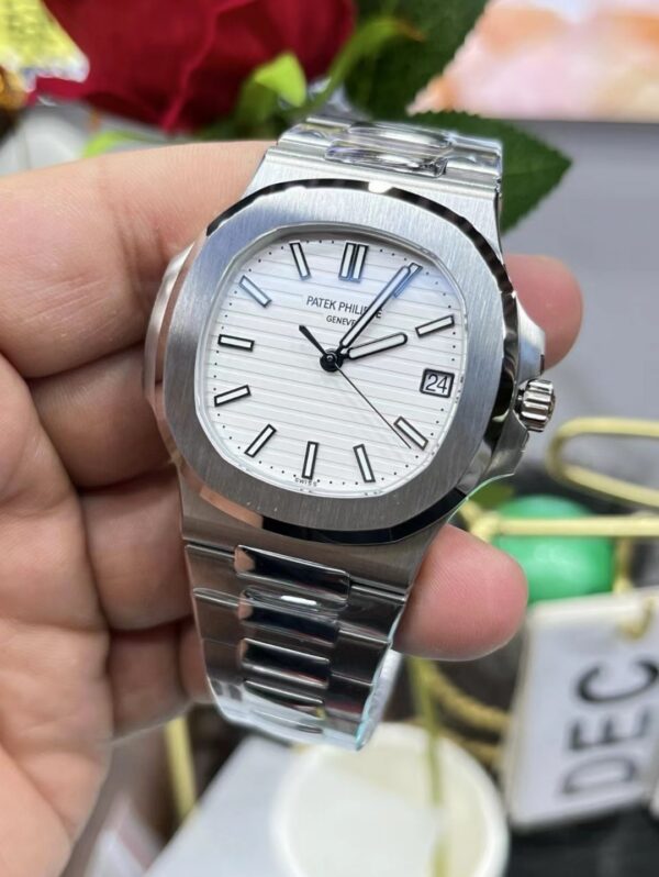 a1723387216536_4586-1.jpg Patek Philippe Nautilus (NAUTILUS)